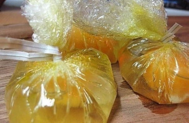 ЯЙЦА В МЕШОЧКАХ 