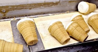 Домашнее мороженое со вкусом советского пломбира...