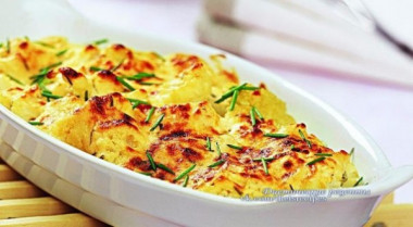 Цветная капуста с чесноком и сыром в духовке
