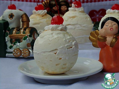 Безе с вишней "Снежный шар"...