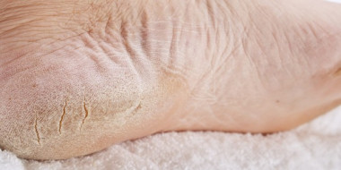 ПОСТУЧИТЕ ПЯТКАМИ О ПОЛ виброгимнастика