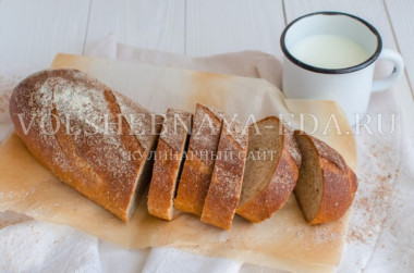 Хлеб на кислом молоке с остатками закваски