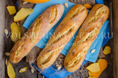 Тыквенные багеты на закваске