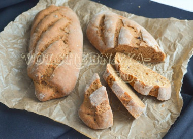 Солодовый хлеб с маслинами