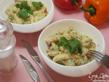 ФРИКАСЕ ИЗ КУРИЦЫ С ГРИБАМИ