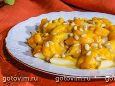 Макароны с морковным соусом