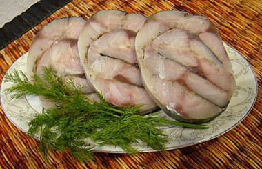 Рулет из скумбрии