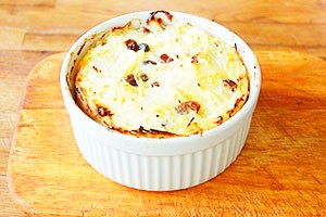 ЗАПЕКАНКАС ВЕРМЕШЕЛИ И КЛОБАСЫ