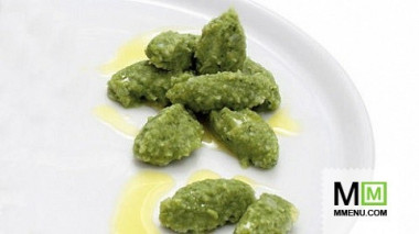 Картофельные клецки со шпинатом