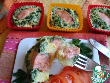 Нежная рыбка, запеченная со шпинатом в омлете