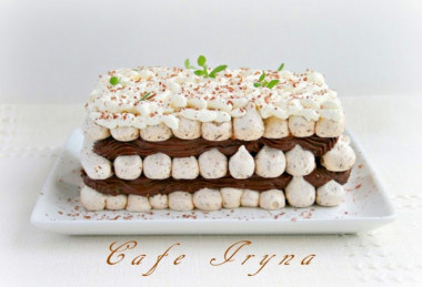 Мятно-шоколадный торт-десерт с парижским кремом.