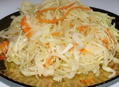 Капуста солёная, тушёная