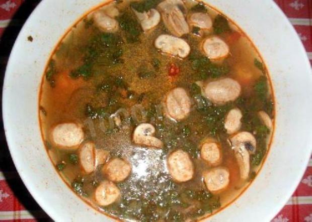 Суп из морепродуктов и шампиньонов
