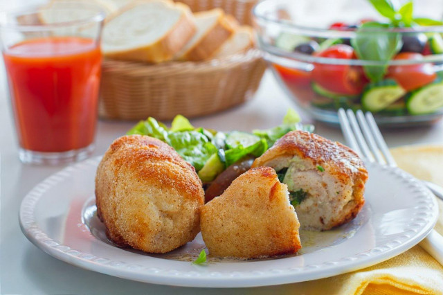 Котлеты по киевски из куриного филе классические