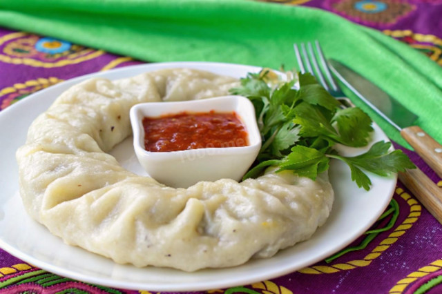 Ханума с фаршем и картошкой в мантоварке пароварке