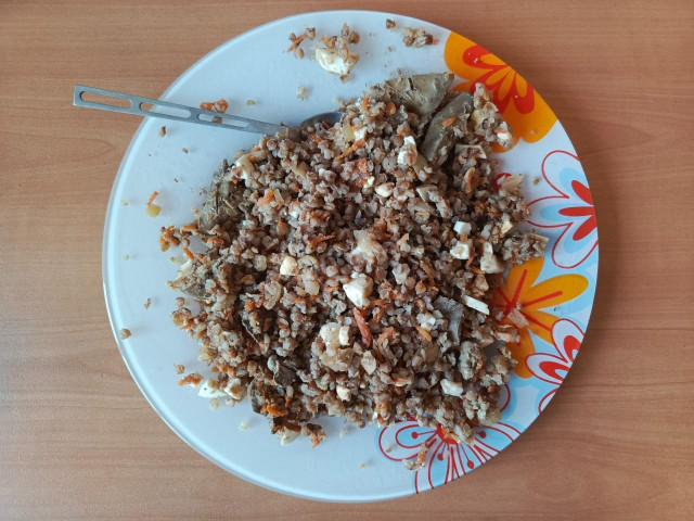 гречка с яйцом и печенью