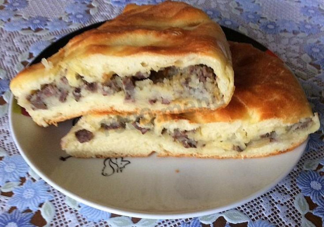 Пирог с ливером и картошкой