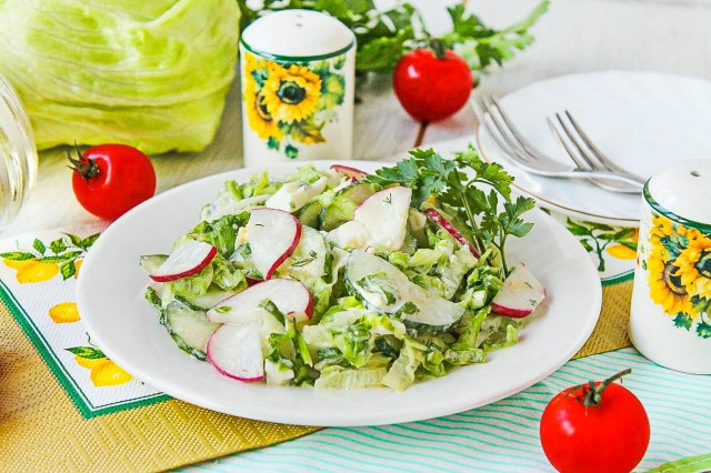 Салат весенний классический