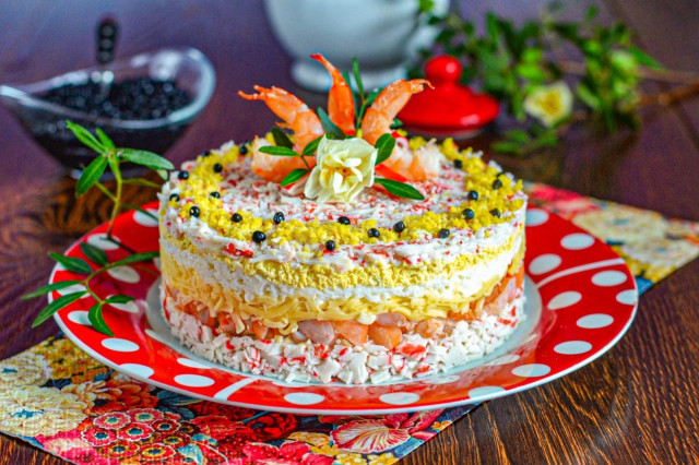 Салат креветки крабовые палочки яйца сыр