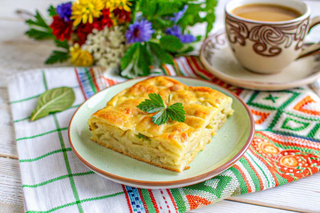 Пирог на кефире в духовке с капустой