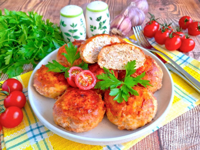 Тефтели в аэрогриле в сметанно томатном соусе