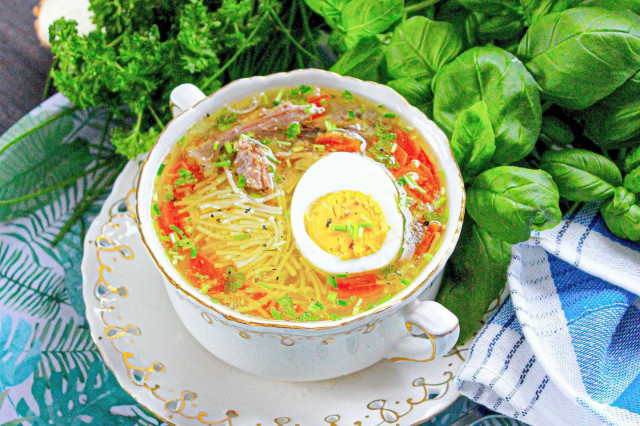 Куриный бульон с вермишелью