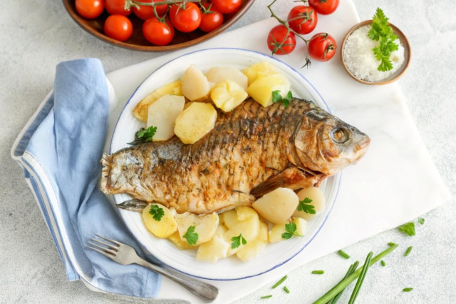 Запеченный карась