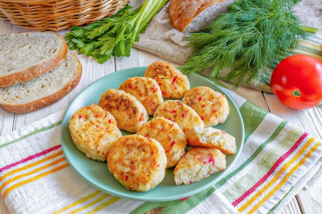 Котлеты из крабовых палочек с сыром