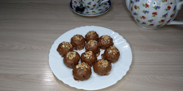 Конфеты Чернослив в шоколаде с миндалем