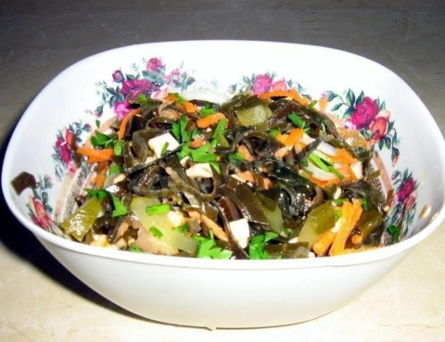 Салат с морской капустой