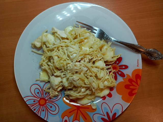 спагетти с курицей и сыром