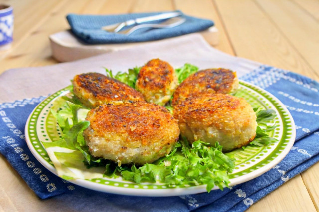 Котлеты из сома нежные