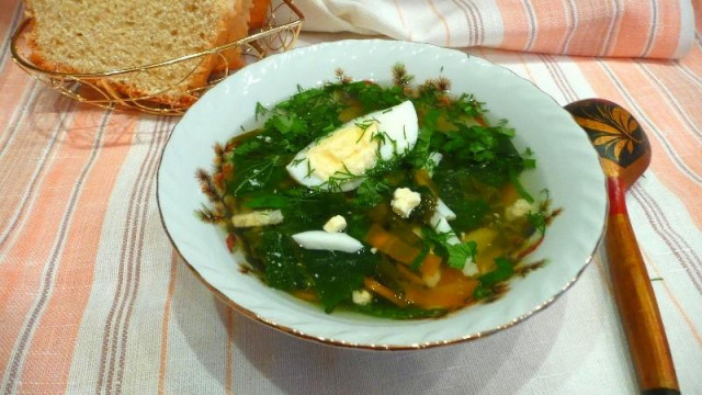Картофельный суп на воде с крапивой щавелем вареным яйцом