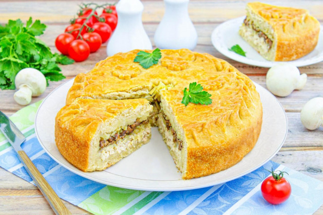 Курник на кефире и маргарине