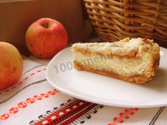 Насыпной пирог яблочно творожный