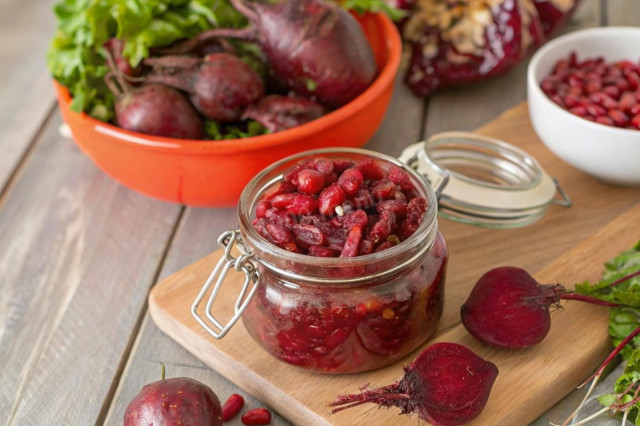 Свекла с фасолью на зиму