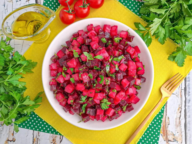 Салат из свеклы и картошки