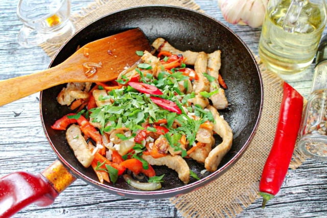 Острое мясо с овощами