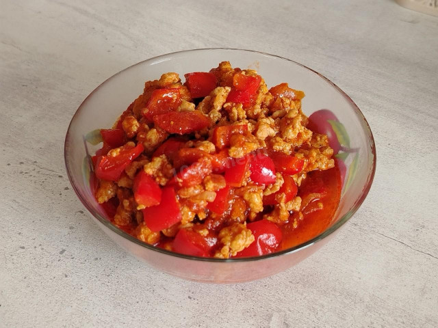 Соус Болоньезе с болгарским перцем