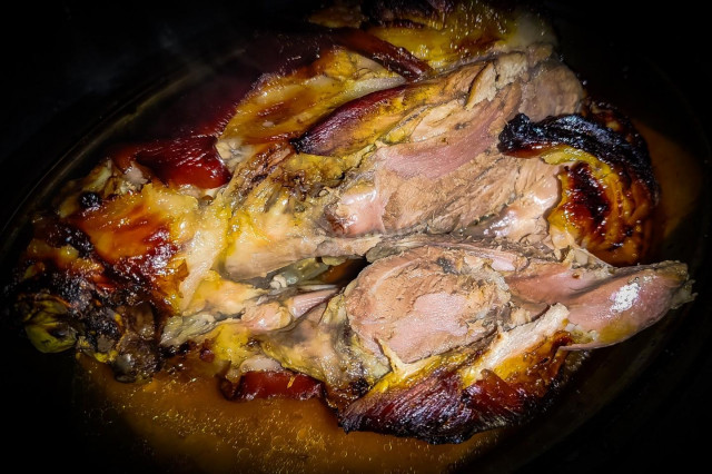 Вепрево колено в пиве