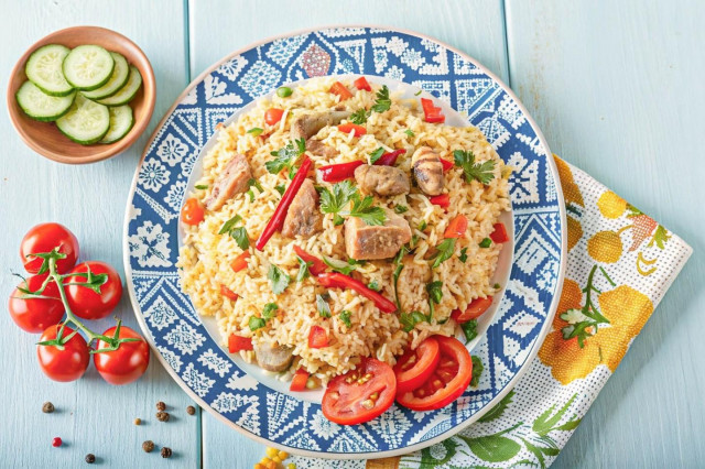 Плов со свининой в мультиварке