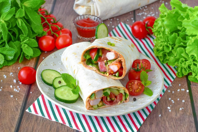 Шаурма в лаваше с креветками