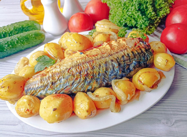Скумбрия запеченная в рукаве с картошкой в духовке