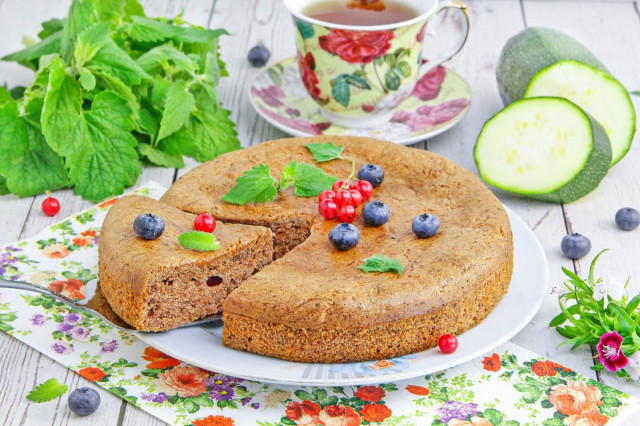 Сладкий пирог из кабачков в духовке