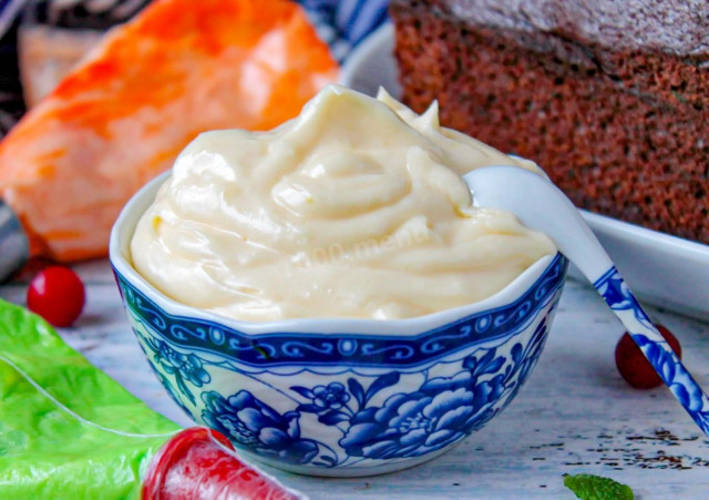 Крем для торта из сметаны и сгущенки