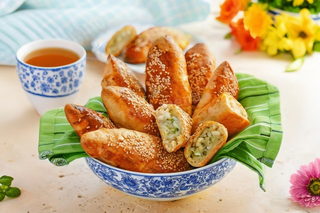 Пирожки на кефире в духовке