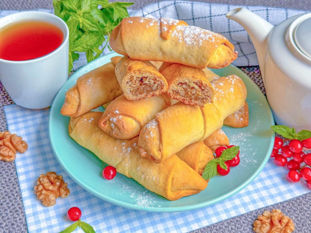 Трубочки с орехами