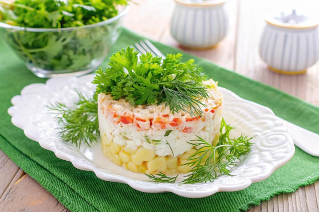 Салат Нежный с крабовыми палочками