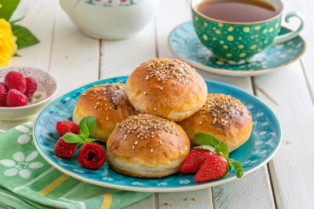 Булочки молочные