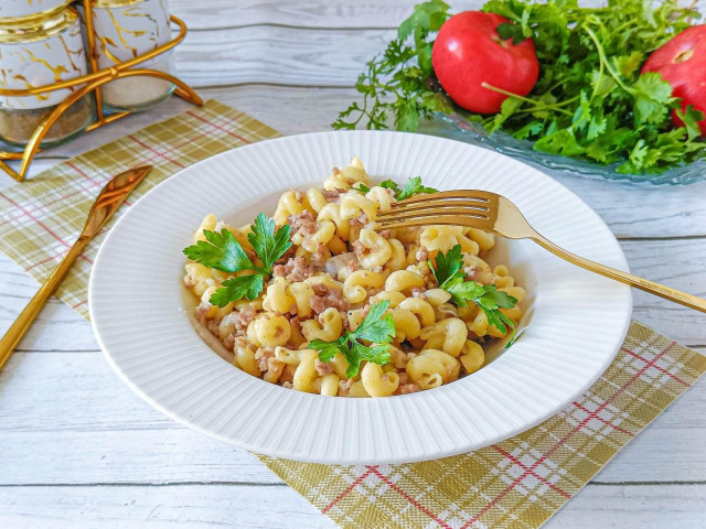 Макароны по флотски в мультиварке с сочным фаршем